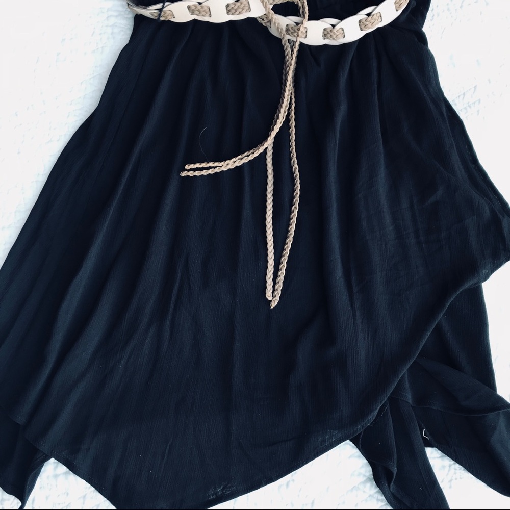 Skirt with belt